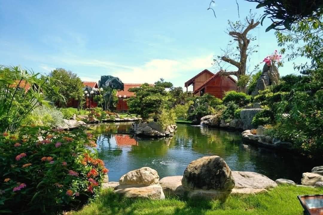 Nhà vườn 5000m2 ở Hoà Vang – Đà Nẵng – Đẹp từng Centimet – MỘT BỨC TRANH SƠN THỦY HỮU TÌNH